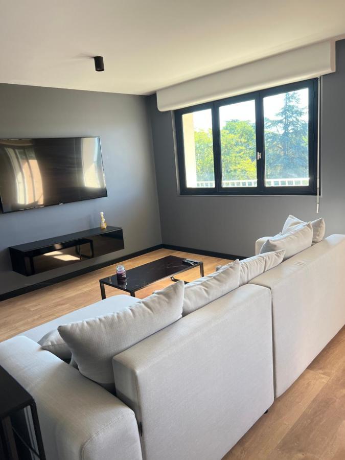 Appartement Haut Standing Proche Du Centre Ville, Vue Sur La Cathedrale Saint Louis 블루아 외부 사진