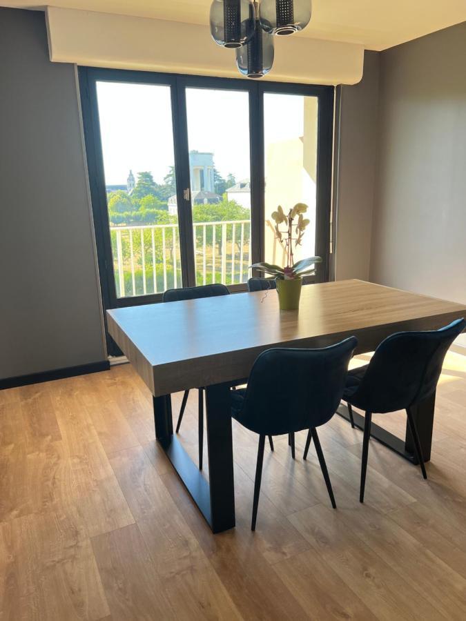Appartement Haut Standing Proche Du Centre Ville, Vue Sur La Cathedrale Saint Louis 블루아 외부 사진